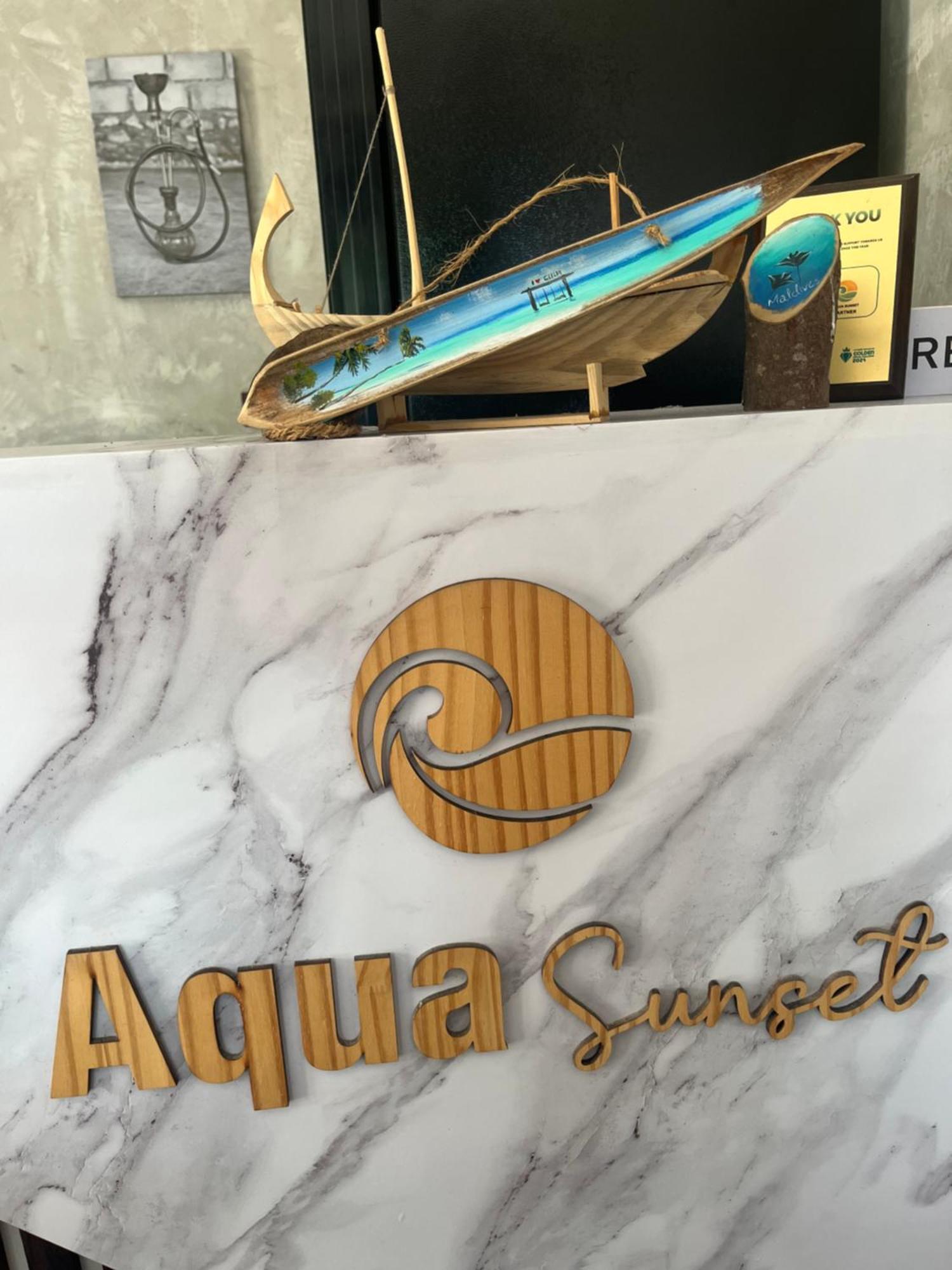 Hotel Aqua Sunset à Gulhi Extérieur photo